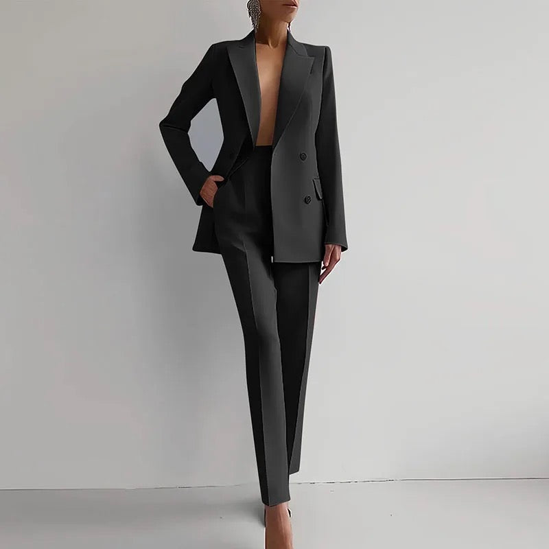 Amara - Traje de Pantalón Cigarette Ajustado para Mujeres