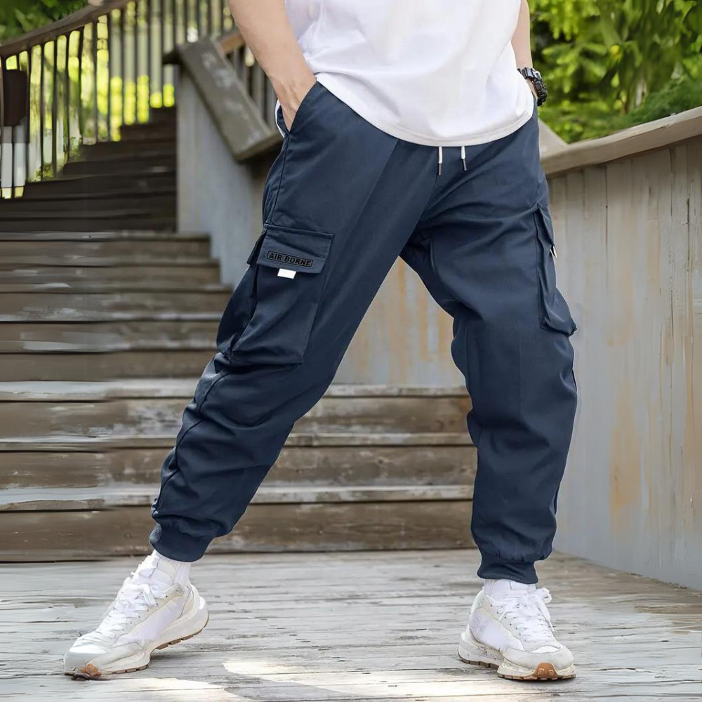 SEBASTIAN | Pantalones Cargo Estilizados con Cierre Elástico