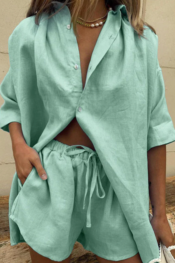 Beatrice - Conjunto de Camisa de Botones Oversized y Pantalones Cortos