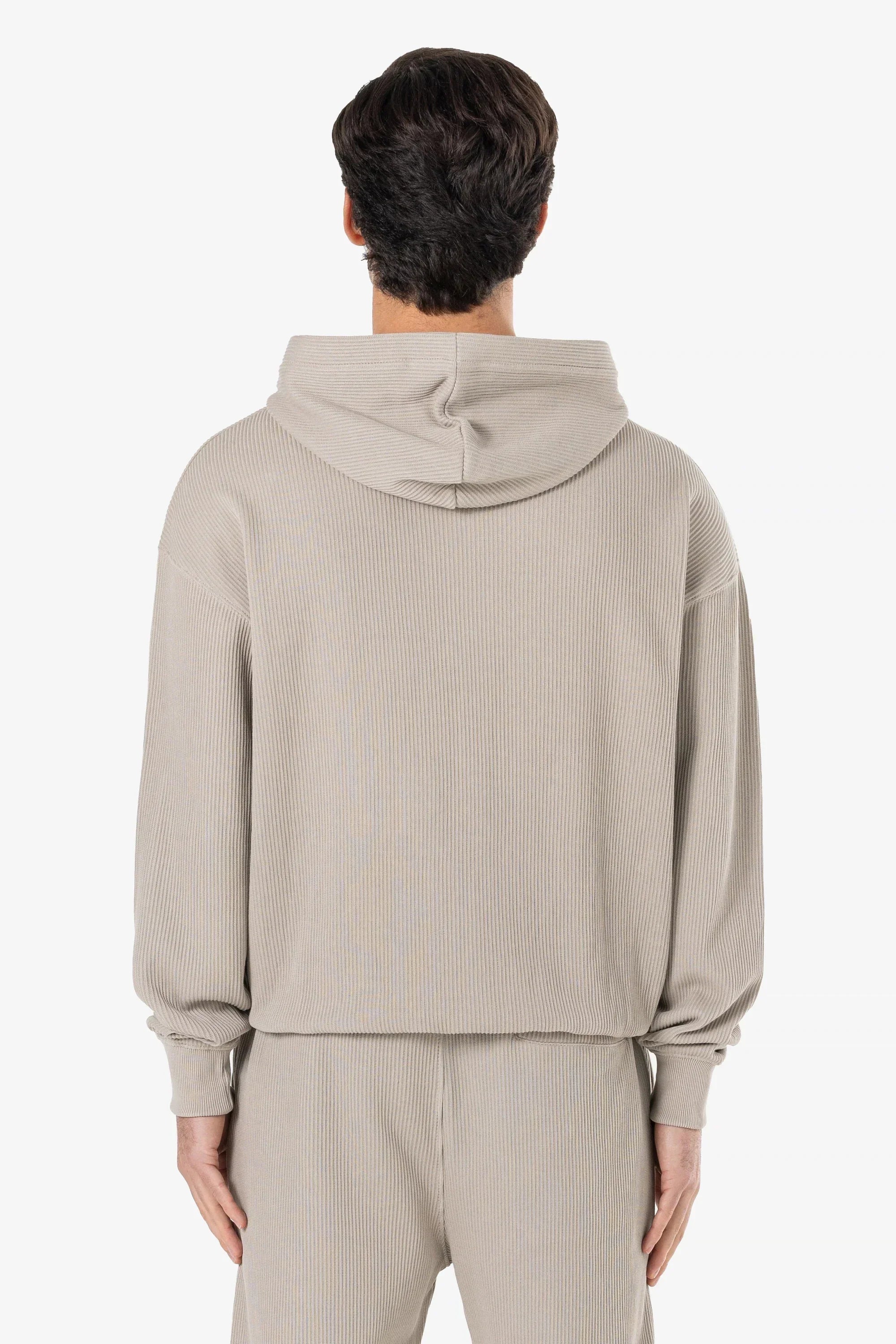Chaqueta Rebrasta Oversized Pranašena en Gris Oscuro y Blanco