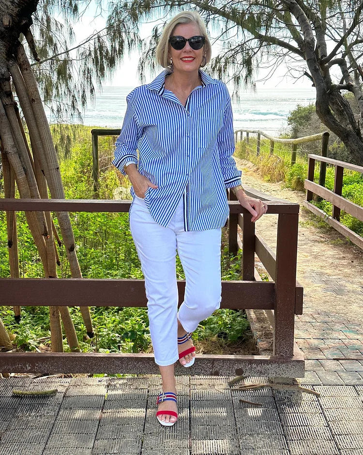 Camila - Camisa de Rayas Elegante con Botones